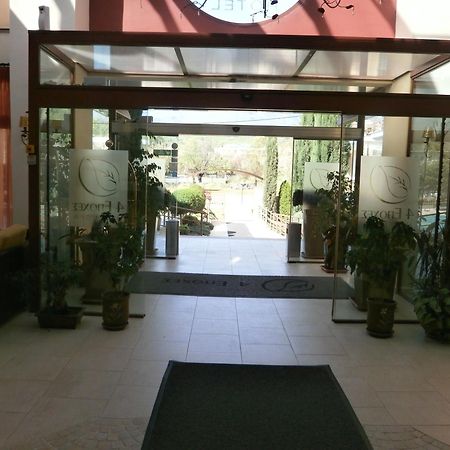 4 Epoxes Hotel Spa Като-Лутраки Экстерьер фото