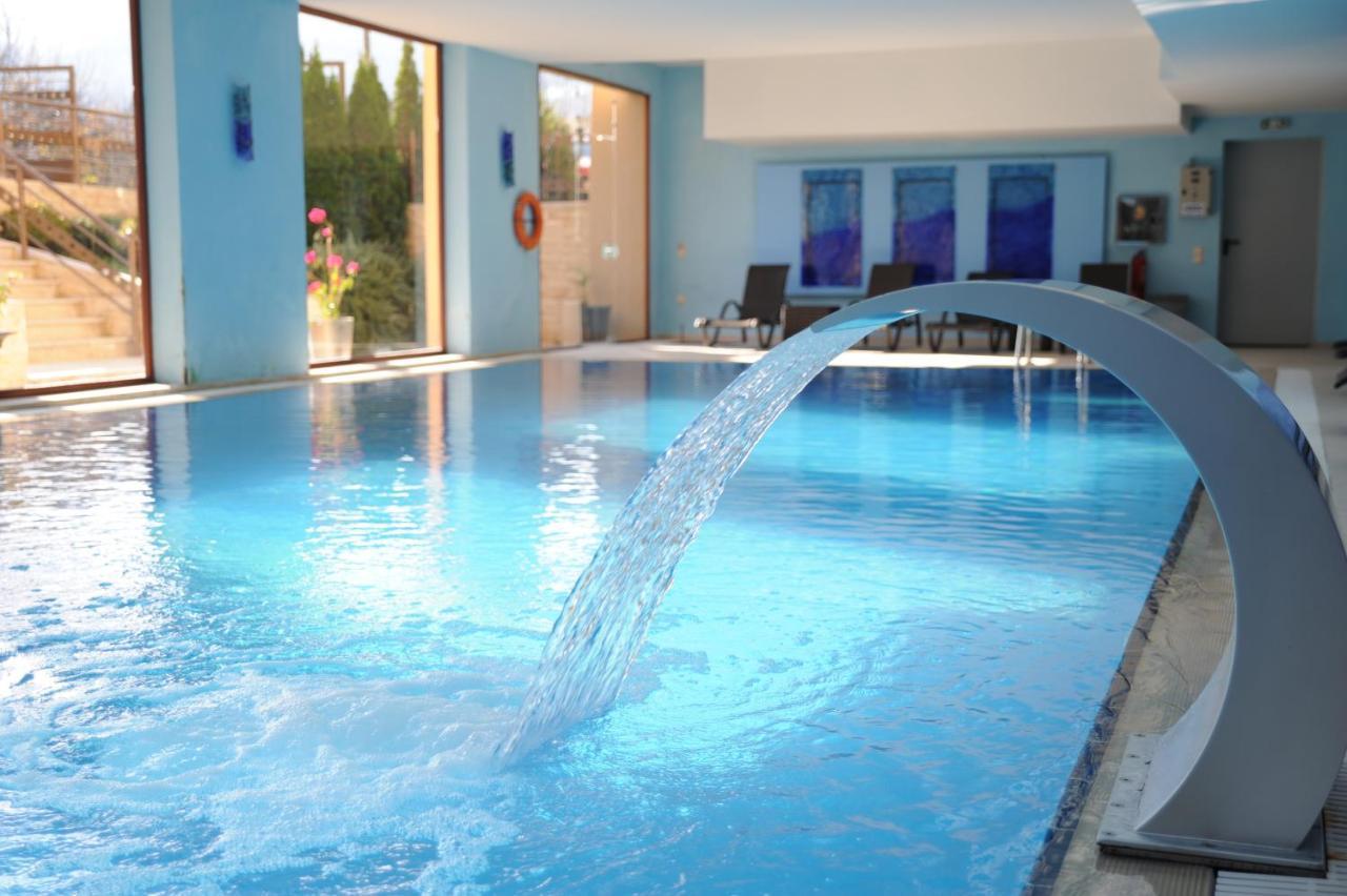 4 Epoxes Hotel Spa Като-Лутраки Экстерьер фото