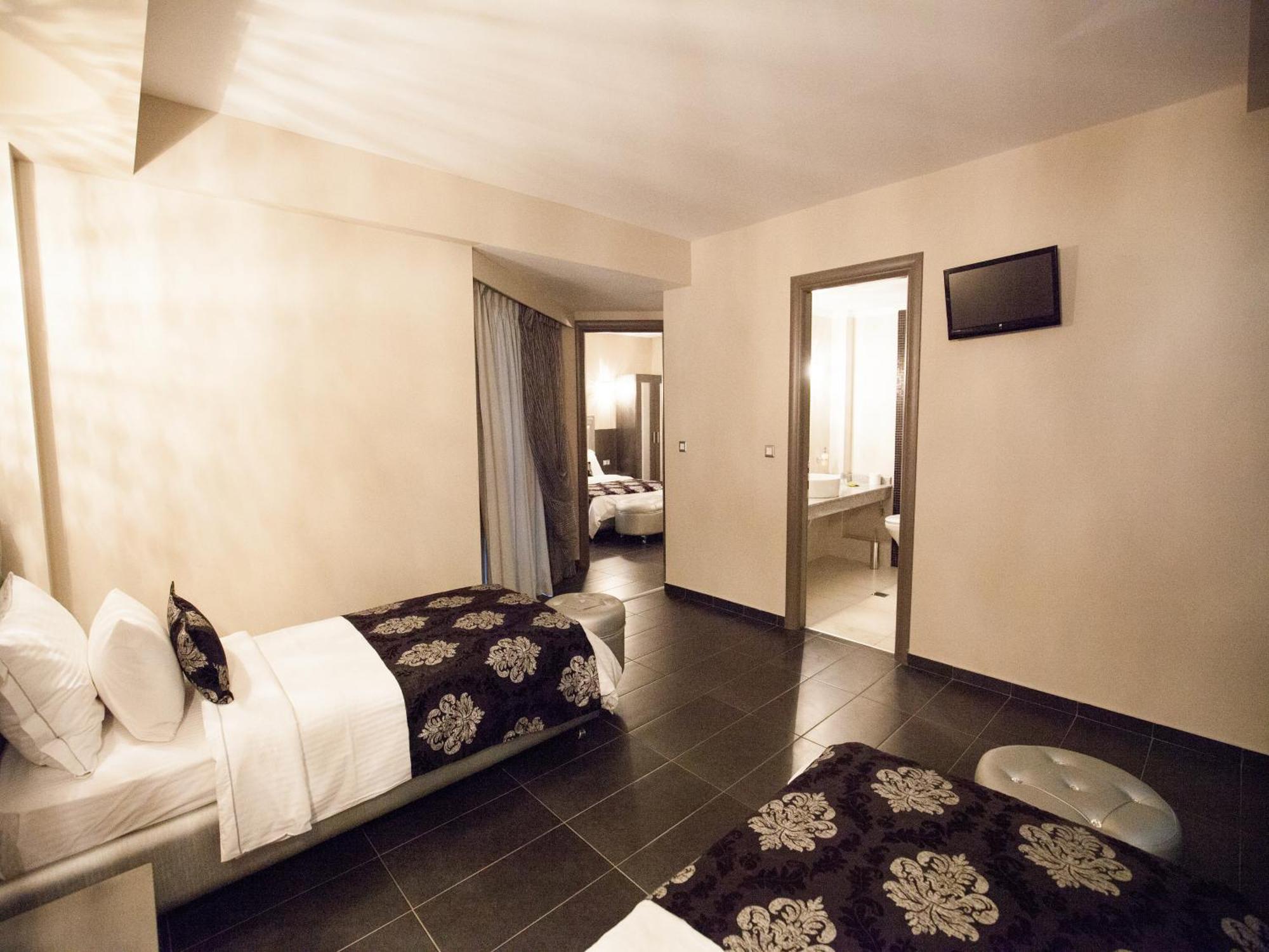 4 Epoxes Hotel Spa Като-Лутраки Экстерьер фото